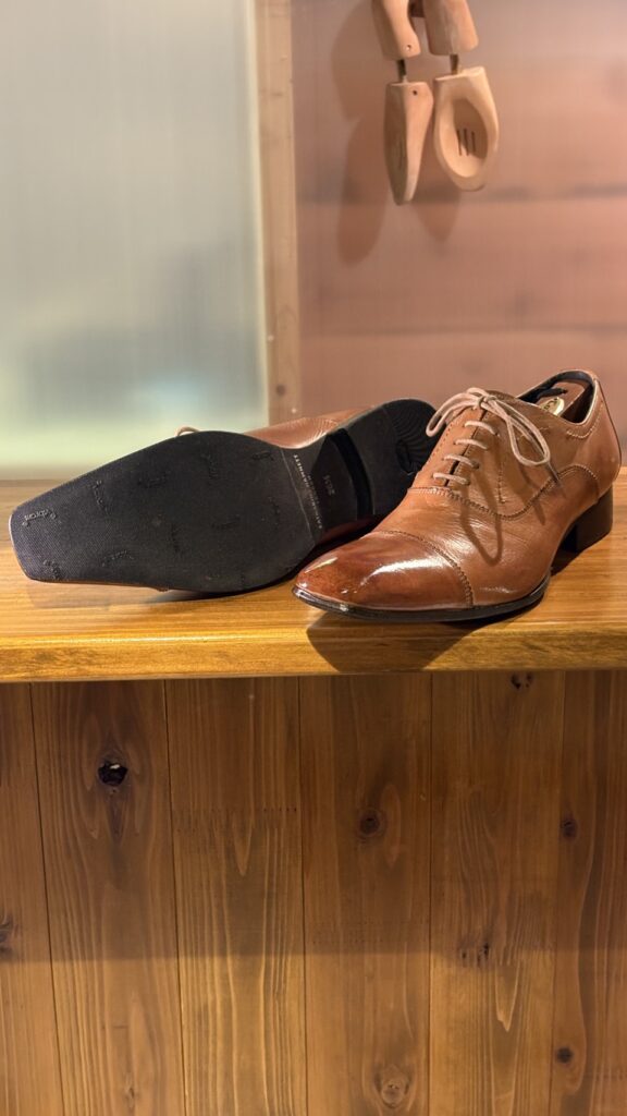 キャサリンハムネット グラデーション鏡面磨き ハーフソール補強後 浜松修理事例